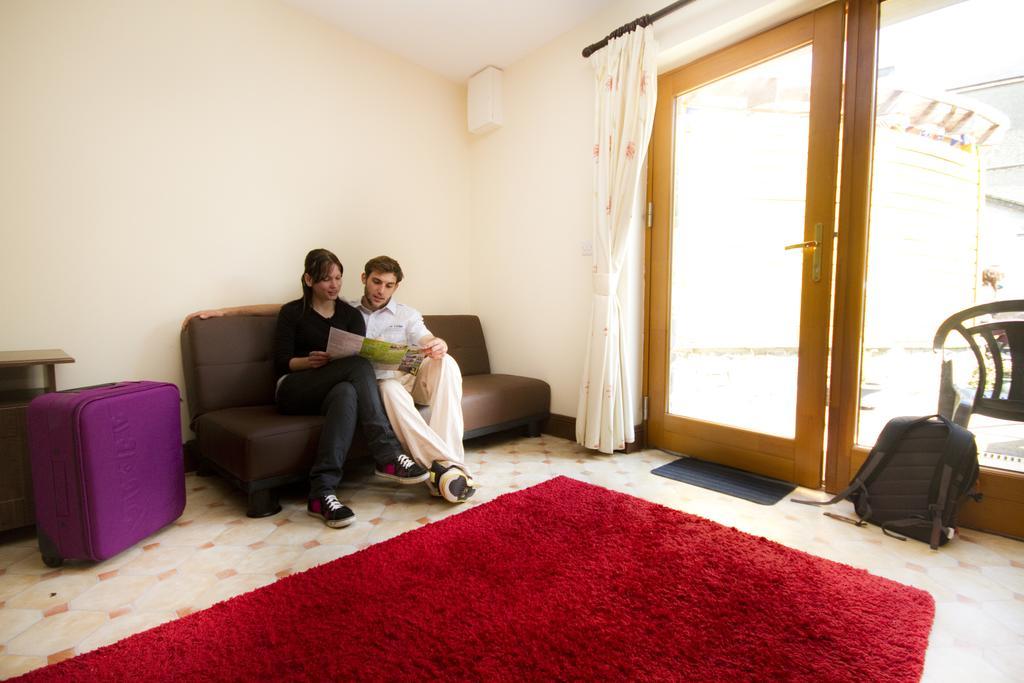 Cashel Holiday Hostel Εξωτερικό φωτογραφία
